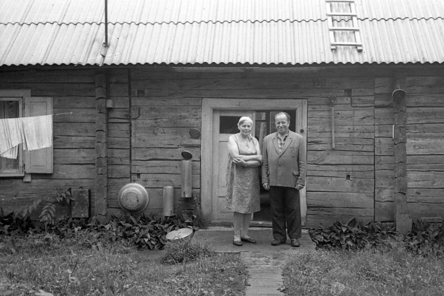Bronė ir Saliamonas Špakauskai apie 1987 m. Nuotrauka: Vingaudas Baltrušaitis.